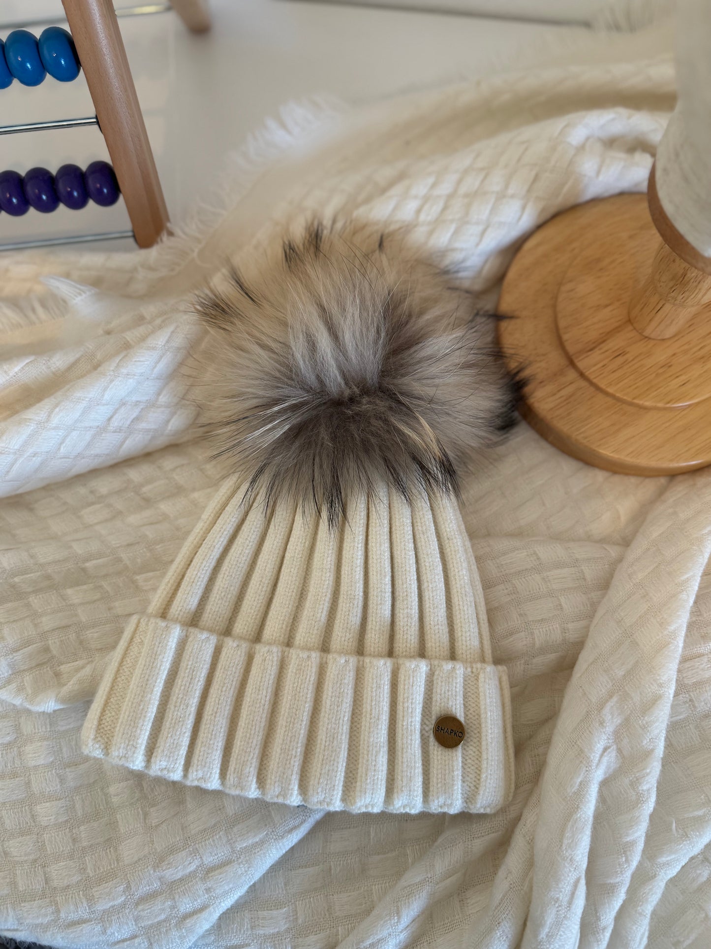 Bonnet Enfant en Laine et Cachemire avec Pompon Naturel